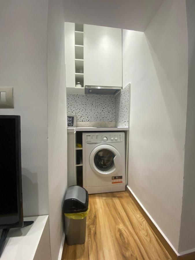 Luxury Apartment In Blloku Area تيرانا المظهر الخارجي الصورة