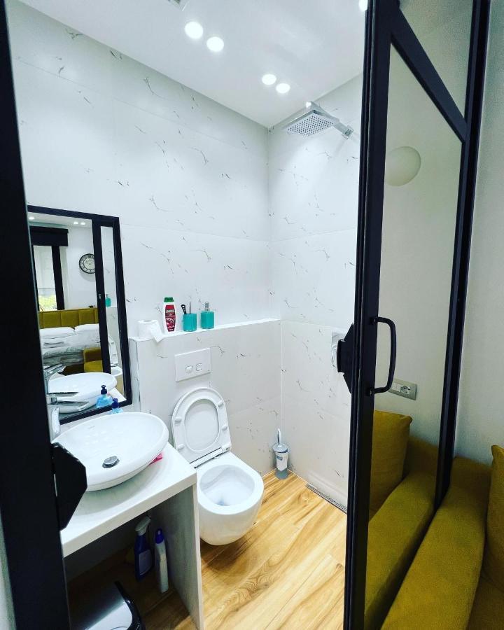 Luxury Apartment In Blloku Area تيرانا المظهر الخارجي الصورة